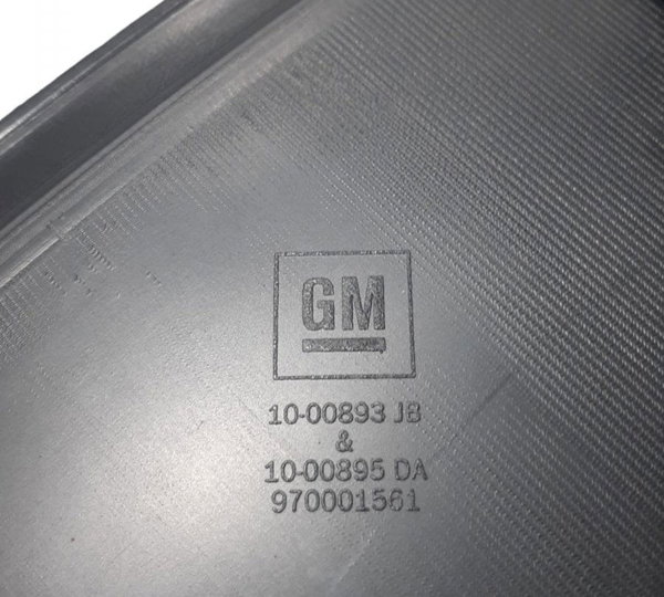 Acabamento Esquerdo Console Central Cruze 1.4 Turbo 2019-20
