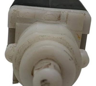 Interruptor Sensor Pedal Meio Fiat Strada 1.4 2018