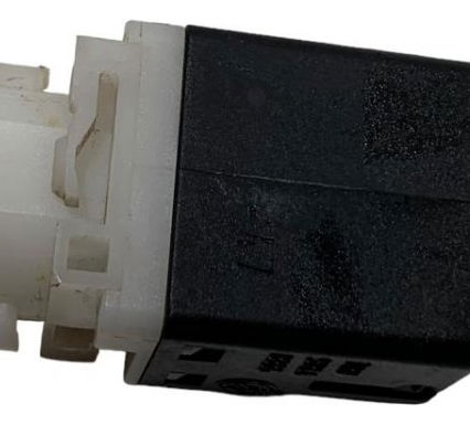 Interruptor Sensor Pedal Meio Fiat Strada 1.4 2018