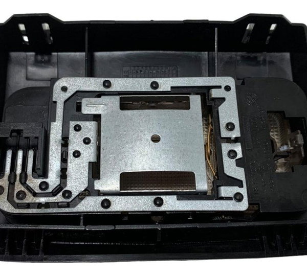 Luz Teto Cortesia Fiat Strada 1.4 2018