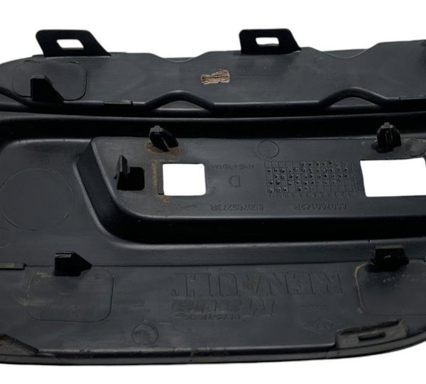 Moldura Refletor Parachoque Tras Direito Renault Sandero 019