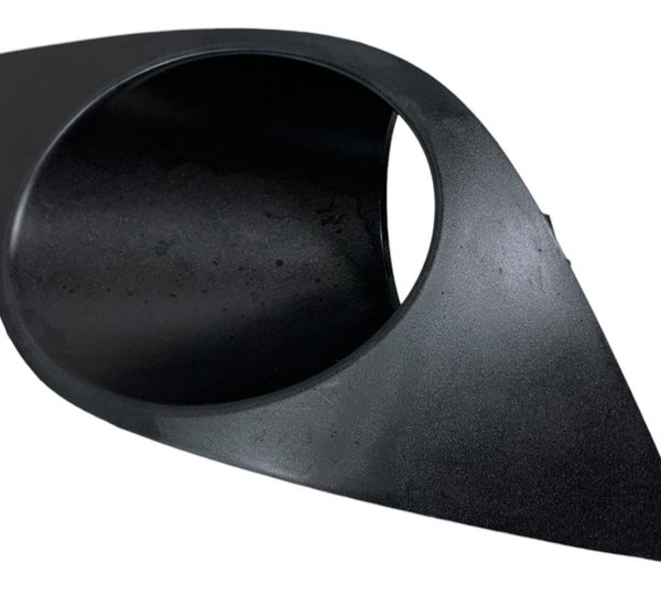 Moldura Farol Milha Direito Fiat Palio Attractive 2015