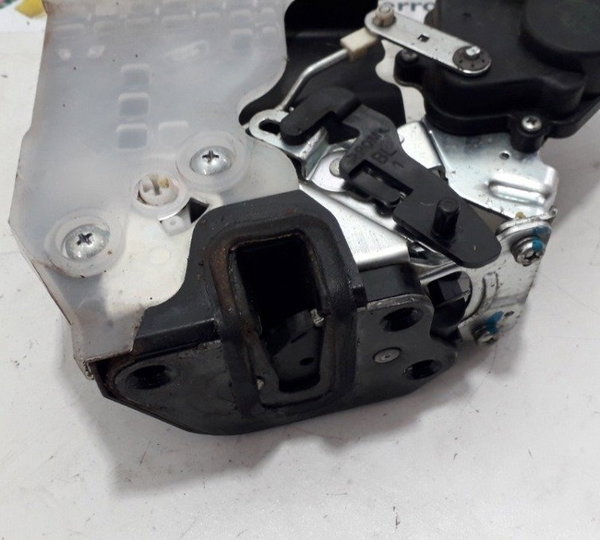 Fechadura Porta Traseira Esquerda Hyundai Tucson 2.0  2012