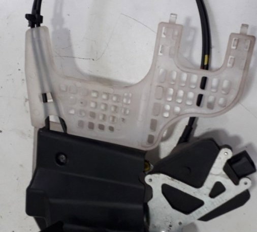 Fechadura Porta Traseira Direita Hyundai Tucson 2.0 2012