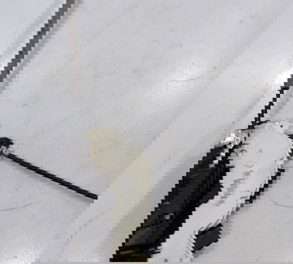 Fechadura Dianteira Esquerda Vw Up Cross Tsi 2018 - Usado