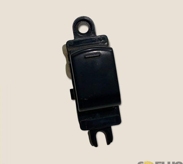 Botão Vidro Elétrico Dianteiro Direito March 2017 (3070)