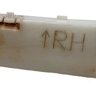 Guia Parachoque Traseiro Esquerdo Nissan March 1.6 2013