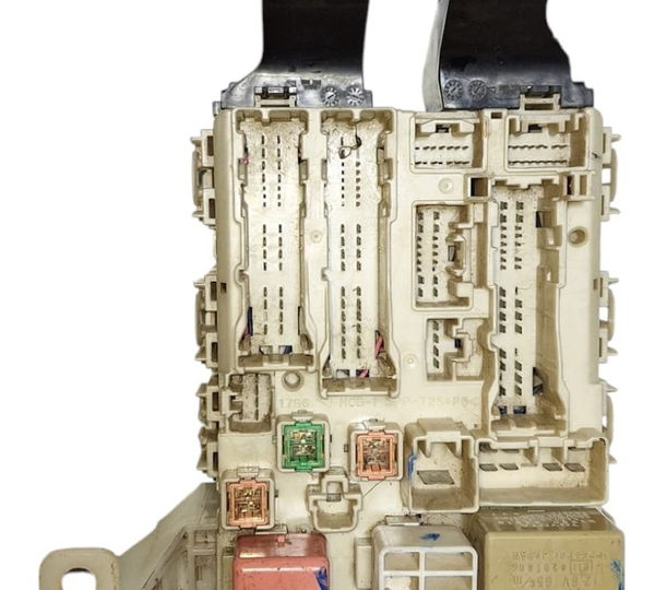 Caixa De Fusível Toyota Corolla 2009-2014 82730-12450