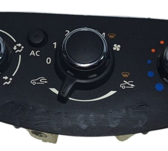 Comando Ar Cond. Renault Logan Sandero 2015-2019 Detalhe
