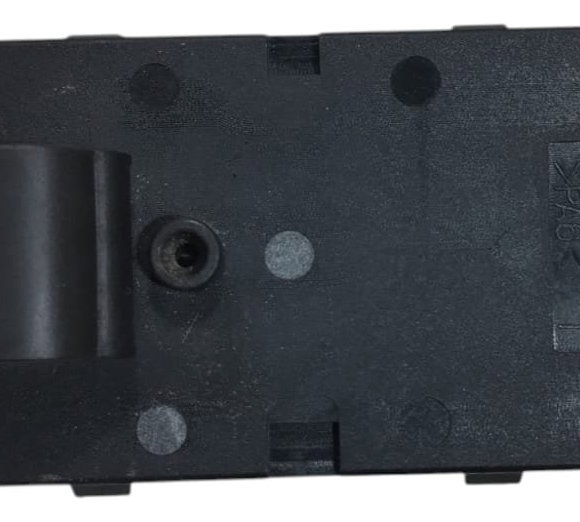 Botão Vidro Elétrico Passageiro Gm Spin Sonic 202008427