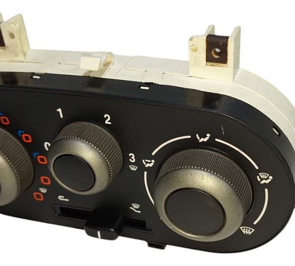 Comando Ar Quente/frio Fiat Uno Vivace 2011-12