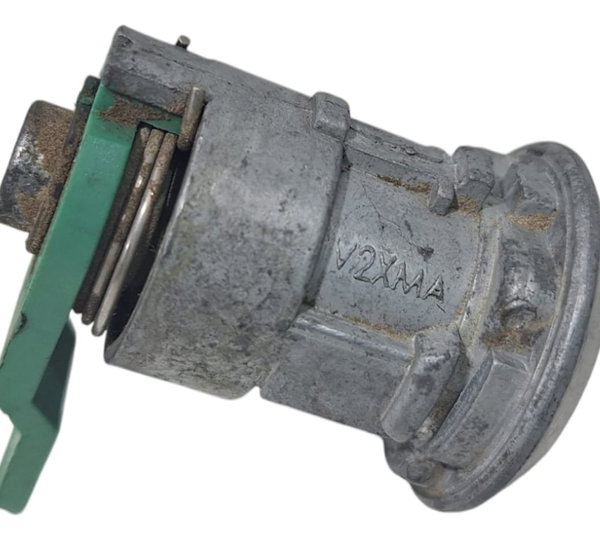 Cilindro Miolo Fecho Capô Ford Cargo 2012 - Sem Chave