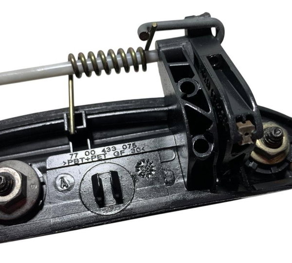 Maçaneta Externa Dianteira Esquerda Renault Clio 2002/2012
