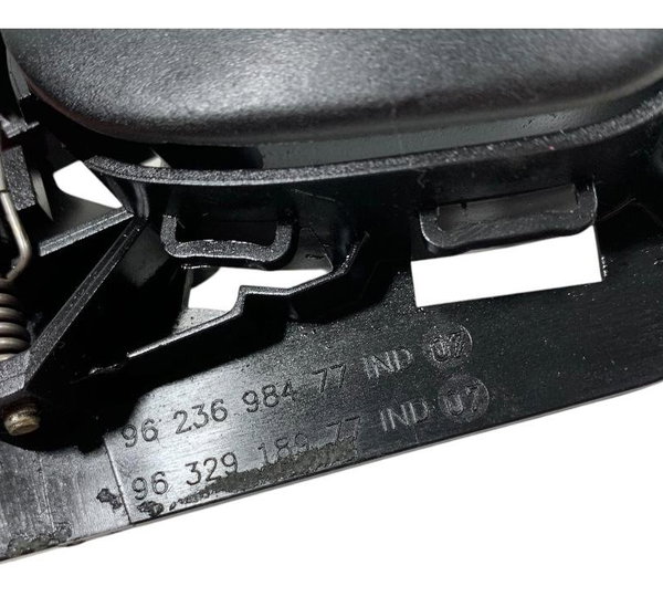 Maçaneta Interna Esquerda Peugeot 206 2004