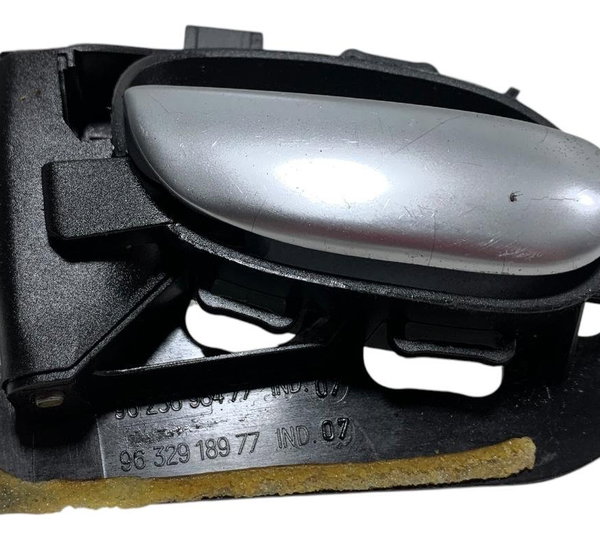 Maçaneta Interna Esquerda Peugeot 206 2006