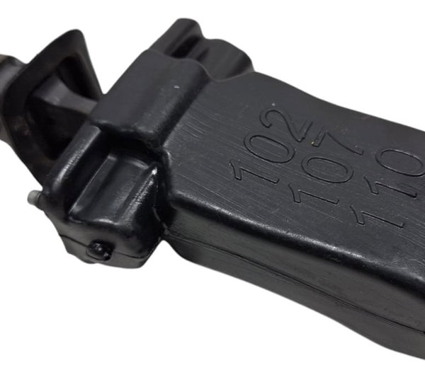 Limitador Porta Dianteira Esquerda Fiat  Uno Vivace 2012-20