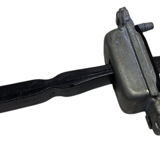 Limitador Porta Dianteira Direita Gm  Onix 2019
