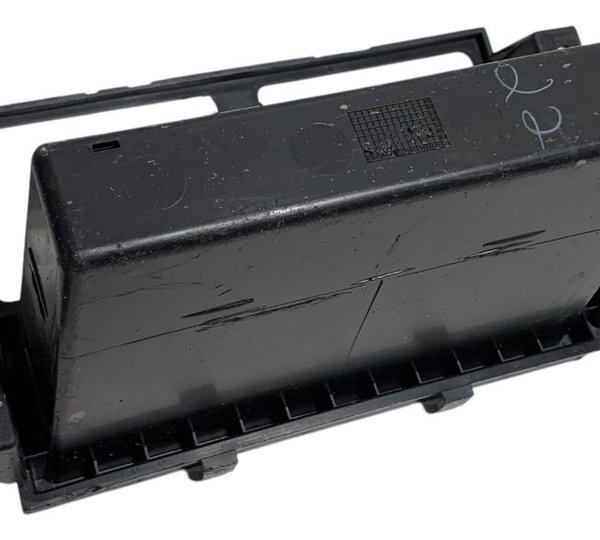 Moldura Porta Treco Objetos Chevrolet Onix 2015
