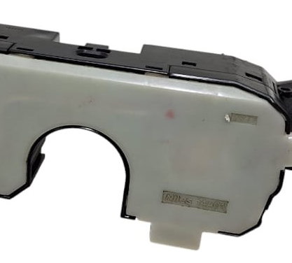 Chave Seta Limpador Nissan March 2012-2015