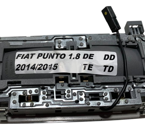 Luz Teto Cortesia Fiat Punto Sporting 1.8 2015