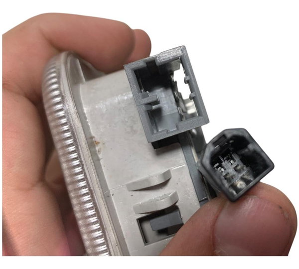 Luz Teto Cortesia Fiat Punto Sporting 1.8 2015