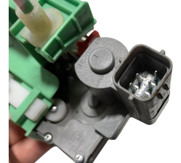 Fechadura Porta Traseira Direita Fiat Punto 1.8 2015
