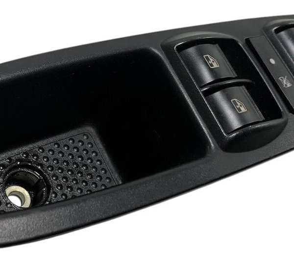 Comando Botão Vidro Dianteiro Esquerdo Fiat Punto 1.8 2015
