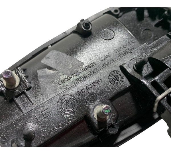 Maçaneta Externa Traseira Esquerda Fiat Punto 1.8 2015