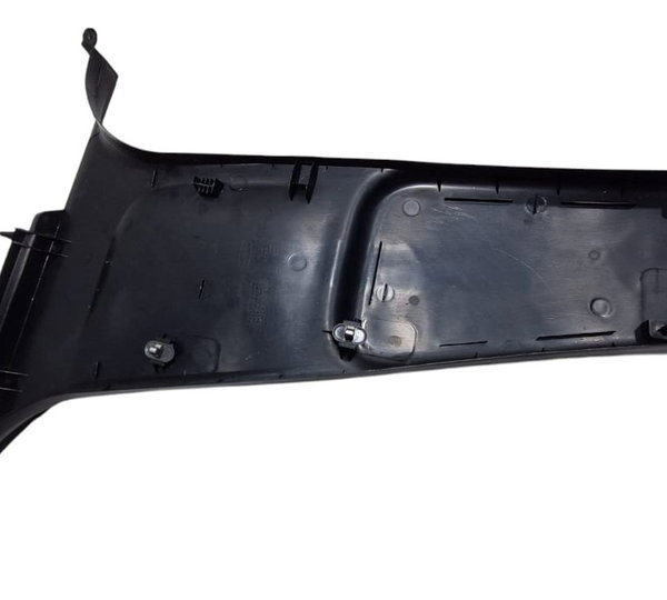 Acabamento Coluna Central Direita Fiat Punto 2014-15
