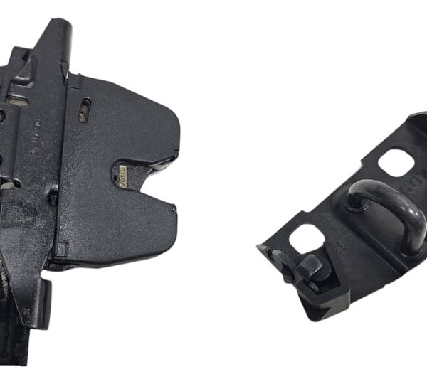 Fechadura Tampa Traseira E Batente Citroen Air Cross 2012