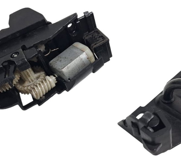 Fechadura Tampa Traseira E Batente Citroen Air Cross 2012