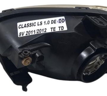 Farol Direito Corsa Classic 2011 2012 2013 2014 2015 2016 Direito/passageiro