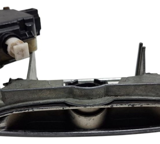 Maçaneta Externa Elétrica Porta Malas S/ Chave Vw Golf 2007