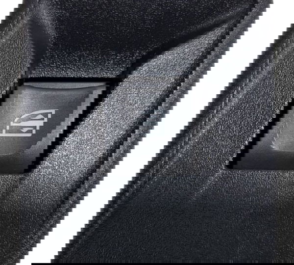 Botão Vidro Elétrico Dianteiro Direito Sandero 2018