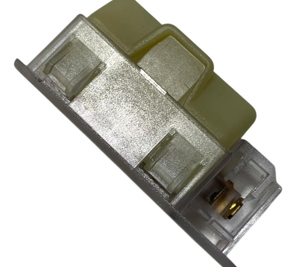 Luz Porta Malas Fiat Palio Attract 1.0 2014
