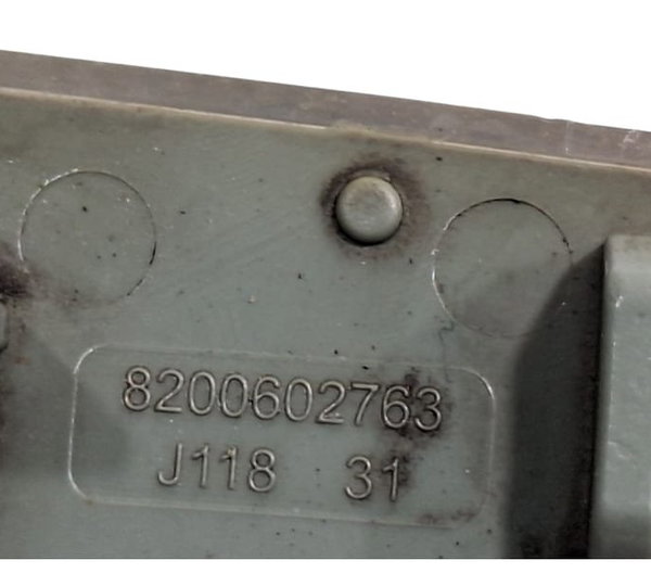 Lanterna Pisca Seta Dianteira Esq. Renault Sandero 2011-12