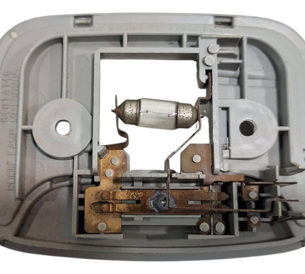 Luz Cortesia Teto Traseiro Mitsubishi Pajero 2003