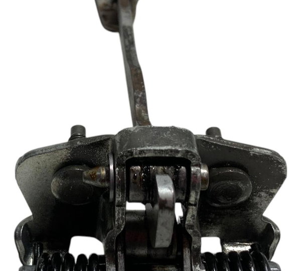 Limitador Porta Dianteira Esquerda Renault Duster 1.6 2022