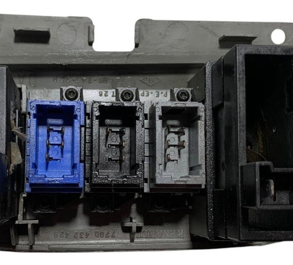 Moldura Botão Interruptor Farol Painel Renault Scenic 2003