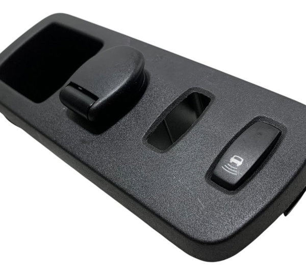 Moldura Botão Sensor Ré Renault Duster 2014