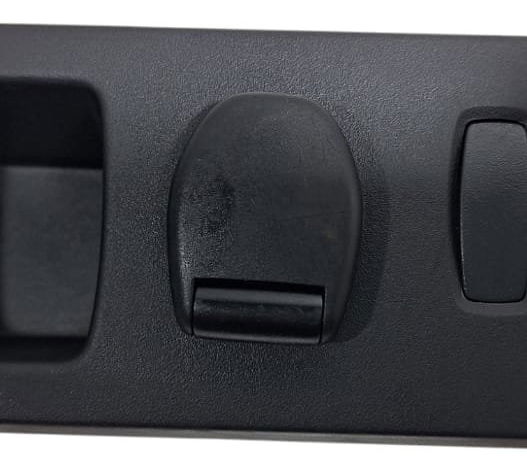 Moldura Acendedor E Botão Sensor De Re Renault Duster 2014