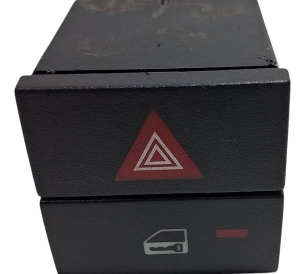 Botão Pisca Alerta Trava Gm Vectra 2006-11