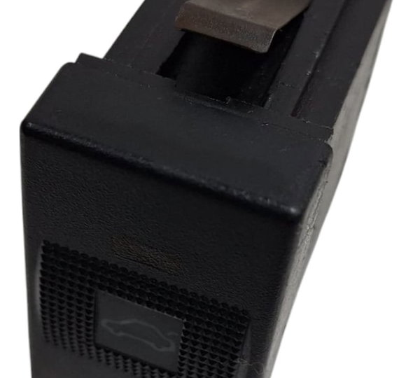 Botão Abertura Porta Malas Vw Santana 1999-06