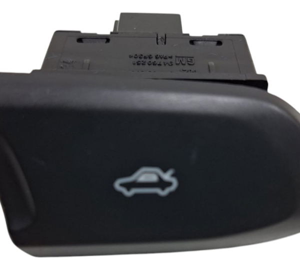 Botão Abertura Porta Malas Gm Onix 2013-19