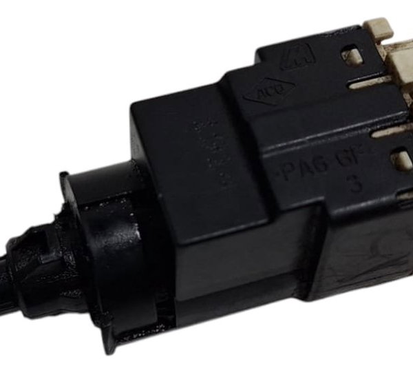 Interruptor Pedal Renault Sandero 2014-18