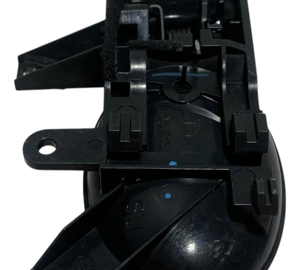 Maçaneta Interna Direita Nissan March Versa 2014 Original Foto