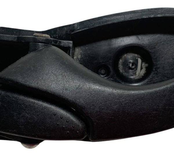 Maçaneta Interna Esquerda Ford Focus 1999/2007