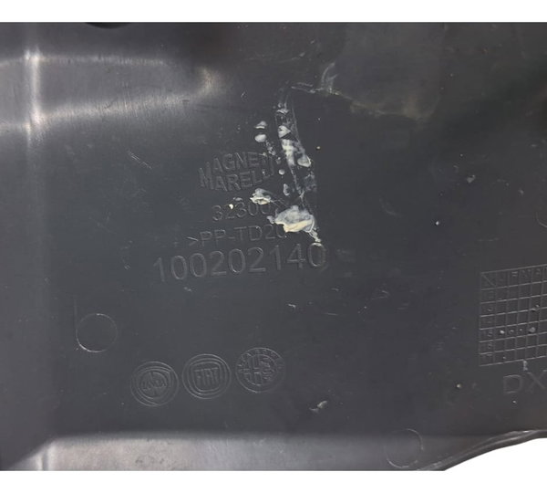 Moldura Caixa De Ar Esquerdo Fiat Uno 2012-18
