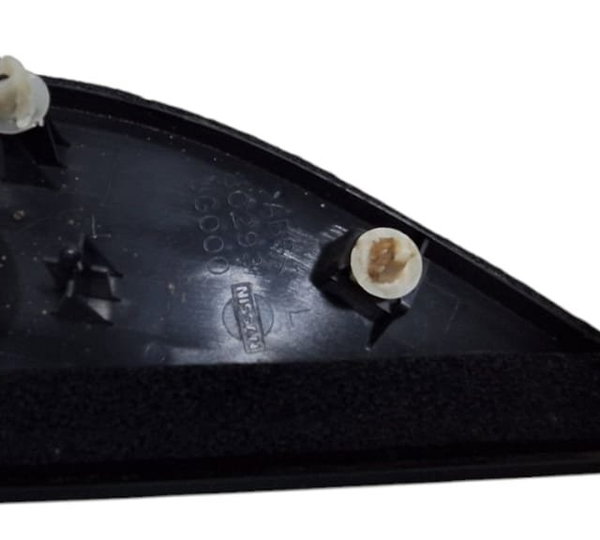 Moldura Interna Do Espelho Retrovisor Esquerdo Xtrail 2008
