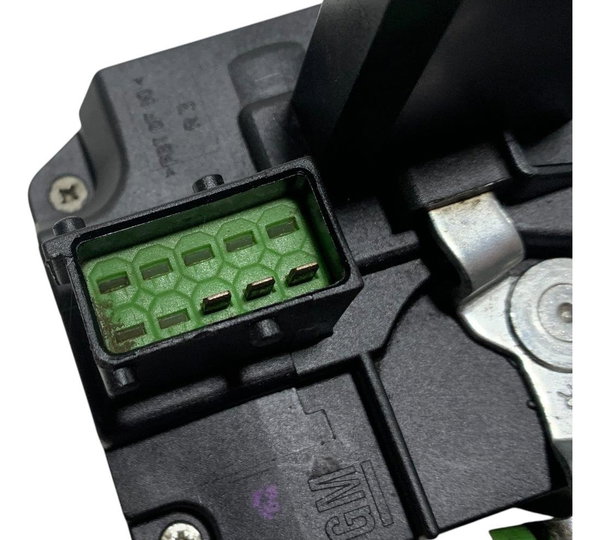 Fechadura Dianteira Direita Chevrolet Vectra 1997/2005